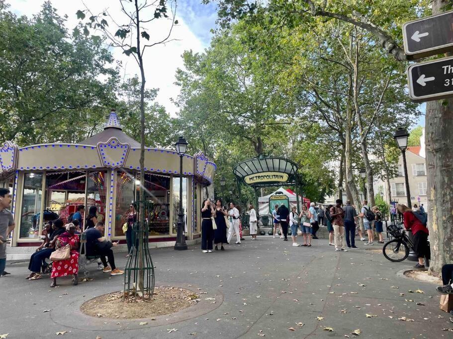 Apartment Superbe Montmartre, Rue Des Abbesses Paris